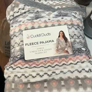 CuddlDuds Fleece Pajama